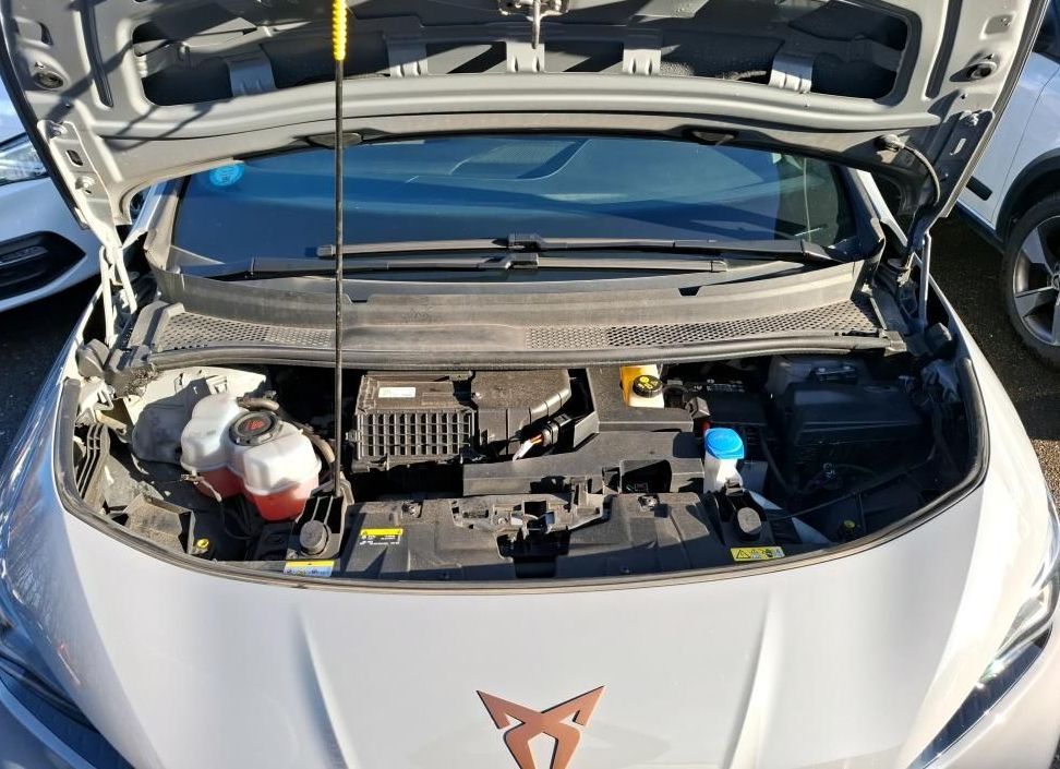 Zunanja slika - Cupra Born - 150kW.TOPLOTNA.KAMERA.NAVI.LED+4GUME. - 11