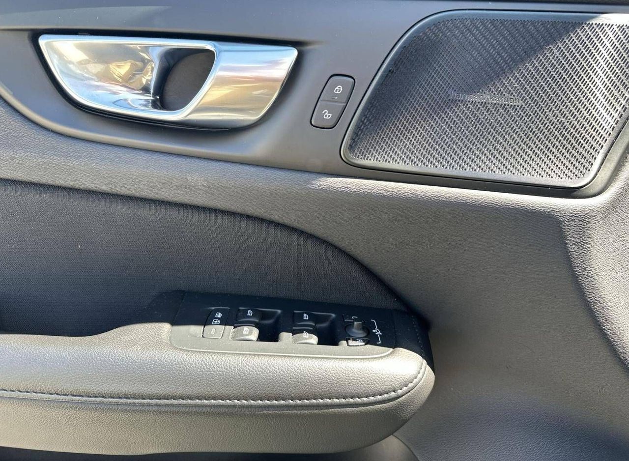 Zunanja slika - Volvo V60 - T6 Recharge Twin Engine Inscription AT - 9