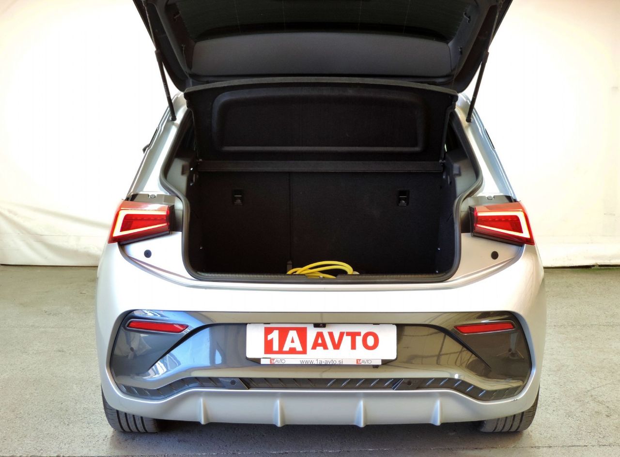 Zunanja slika - Cupra Born - Boost 170 Kw  ACC-LED-KAMERE 360-MRTVI KOT - 19