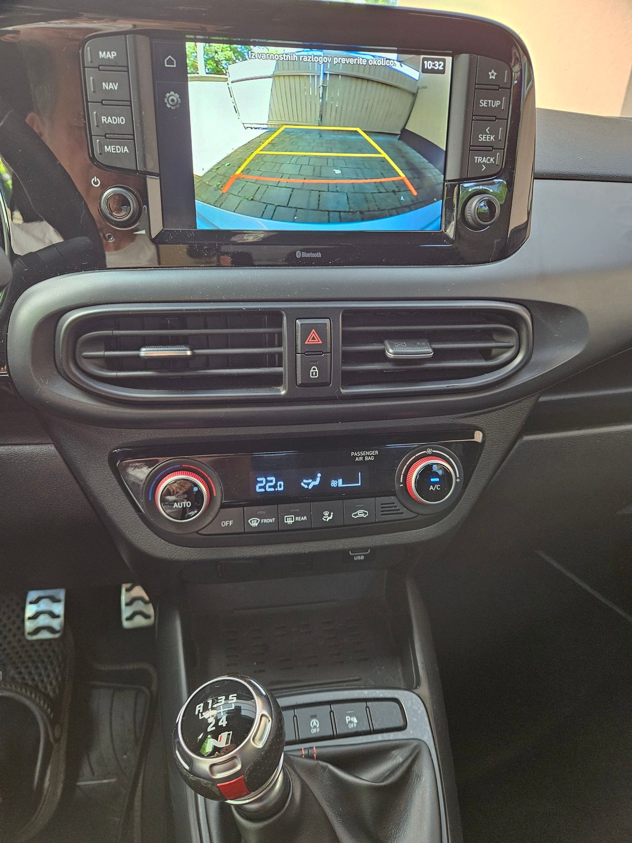 Notranja slika - Hyundai i10 - 1.0 T-GDI Premium - 10