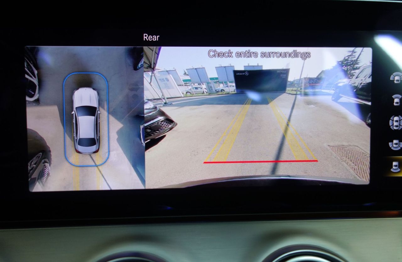 Zunanja slika - Mercedes-Benz E-Razred - E 220 d 4MATIC AMG Line Avt. - 7