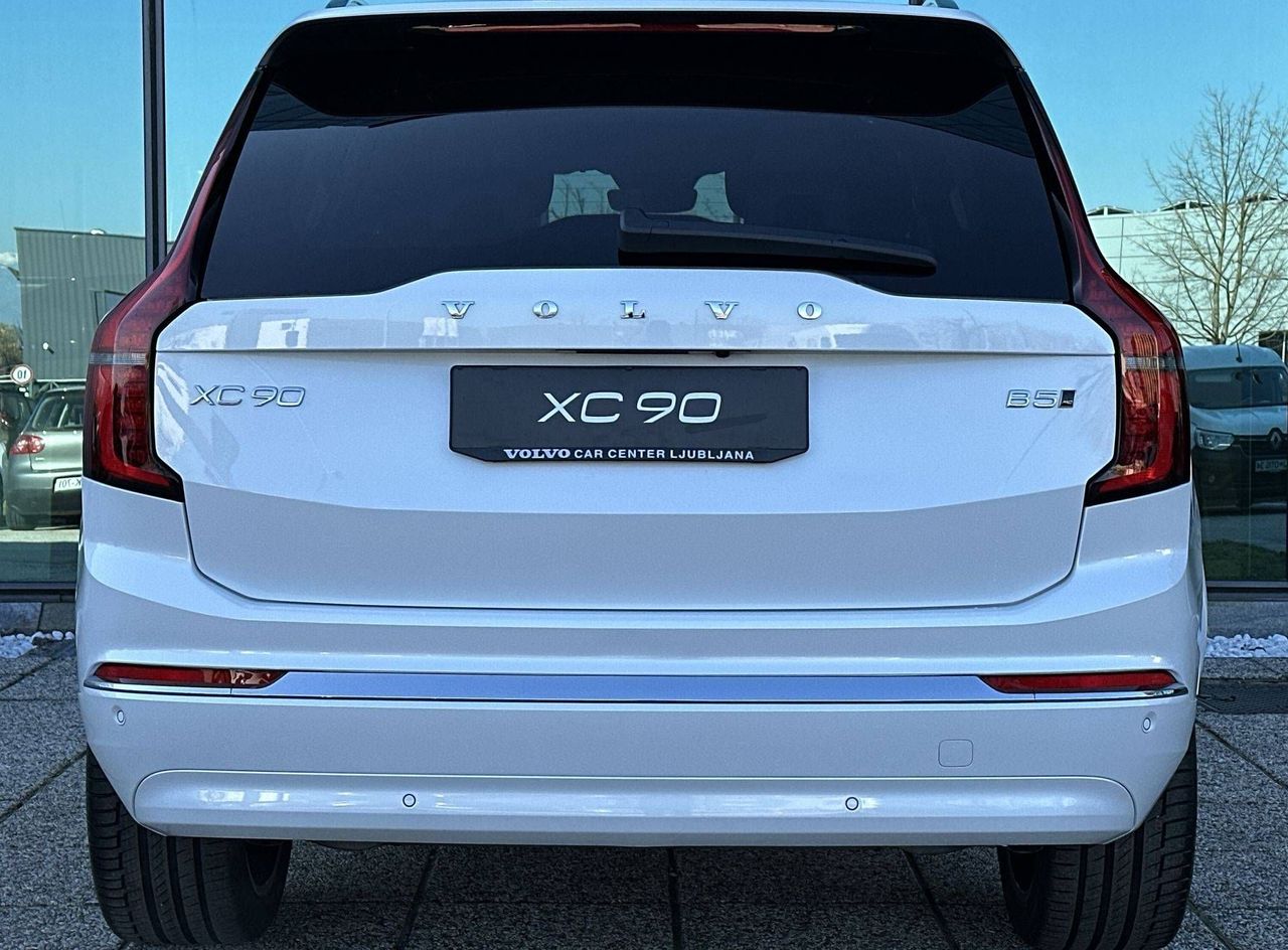 Zunanja slika - Volvo XC90 - B5 AWD Mild hybrid P Plus Bright 7s. 3 leta gar. - 5