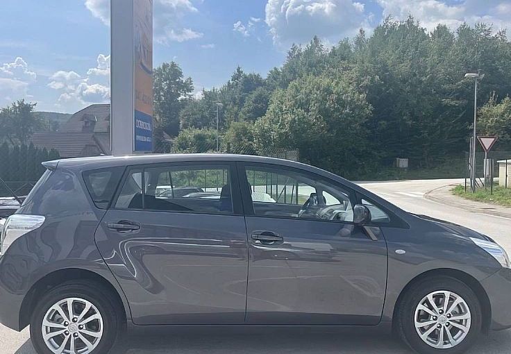 Zunanja slika - Toyota Verso - 2.0 D4-D Sol 7 sedežev REDNO SERVISIRAN... - 3