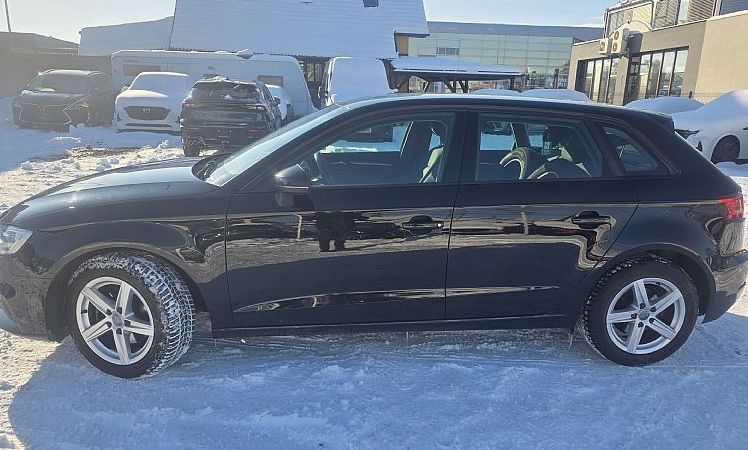 Zunanja slika - Audi A3 - 1.0 TFSI Design 85kW od 1.lastnika - 3