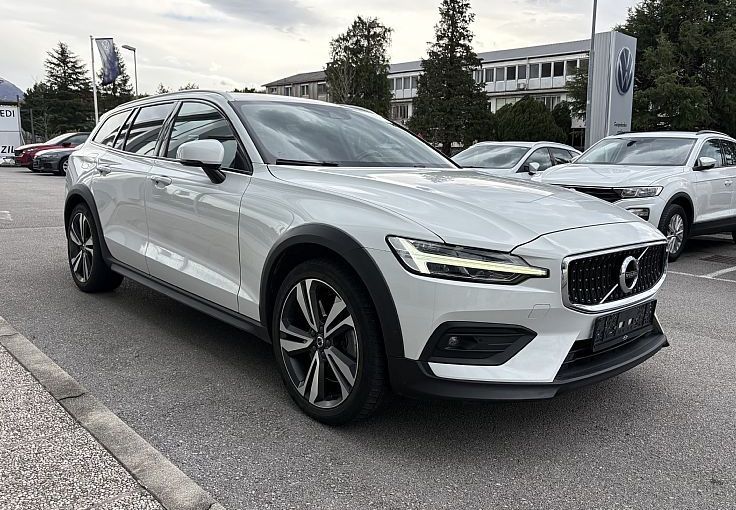 Zunanja slika - Volvo V60 Cross Country - D4 AWD AUT Cross Country Pro - 2
