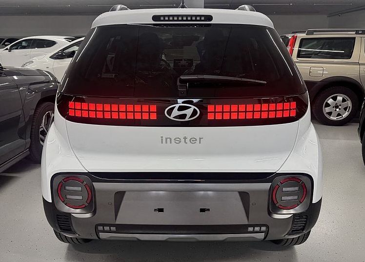 Zunanja slika - Hyundai Inster - 84 kW 49 kWh CROSS STYLE 17 LED WINTER RAC - 8