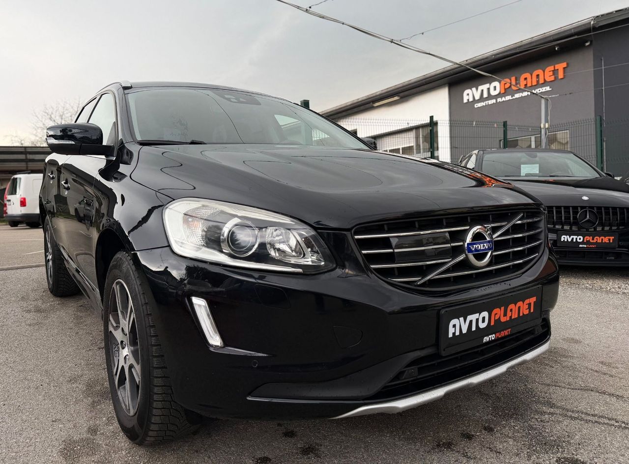 Zunanja slika - Volvo XC60 - D4 Summum AUT. LED XENON ACC NAVI BLS VIRTUAL - 13