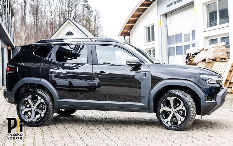 Zunanja slika - Dacia Duster - 1.2 TCe 130 4x4 JOURNEY - 3