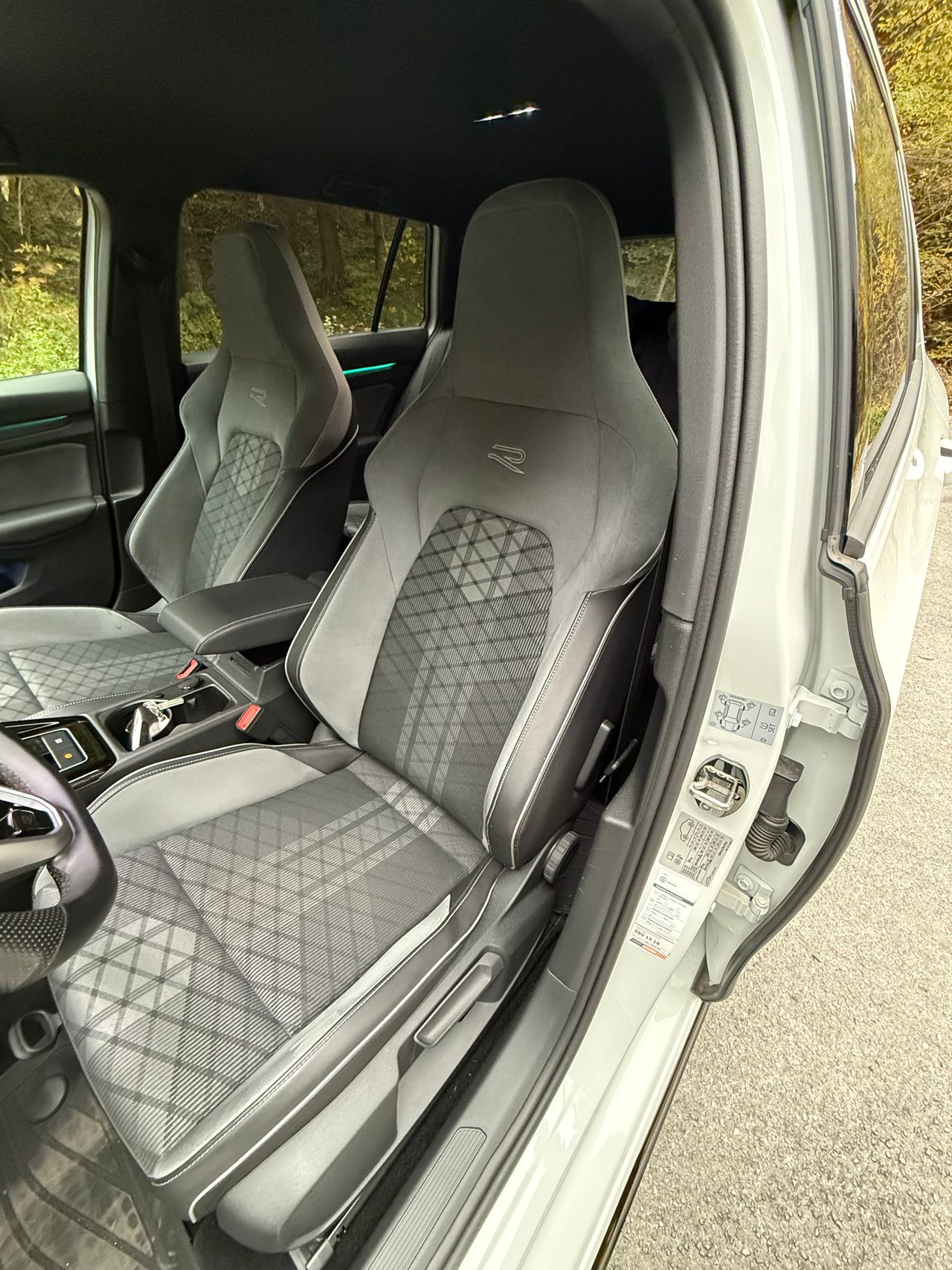 Notranja slika - VW - Golf Variant 1,5 TSI R-Line - 8