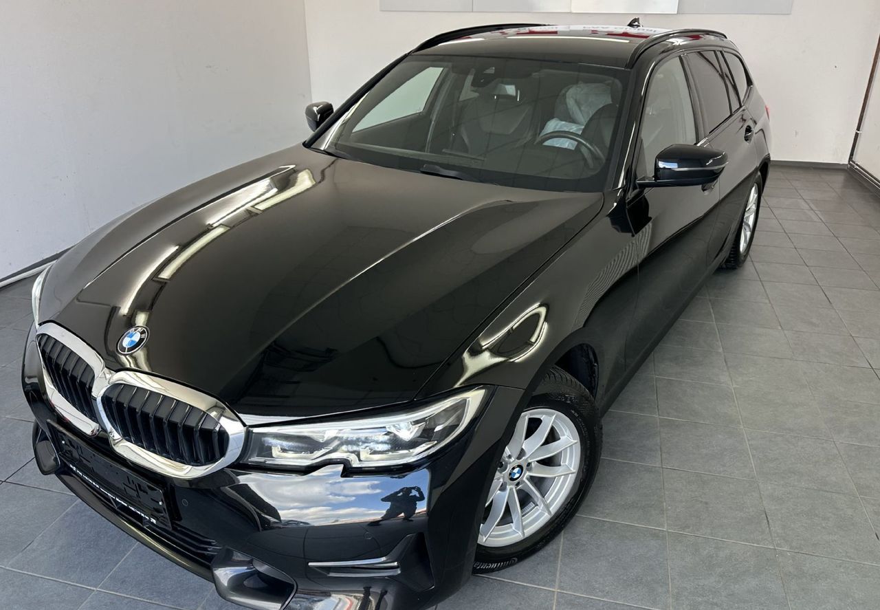 Zunanja slika - BMW Serija 3 - Touring: 318i Luxury.NEMŠKI+4ALU.KAMERA.LED.USNJE.ACC.BE - 1