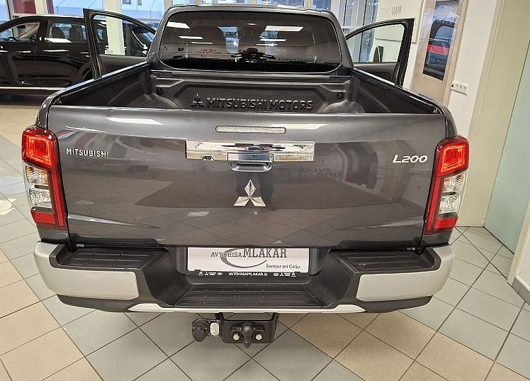 Zunanja slika - Mitsubishi L 200 - 2.3 4X4-1.LASTNIK-SLO-LED-NAVI-KAMERA-ODLIČEN- - 5