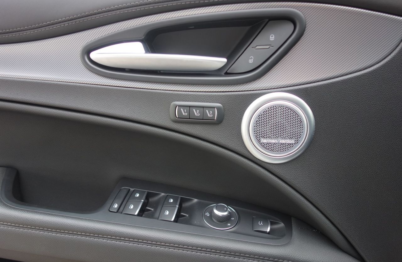 Zunanja slika - Alfa Romeo Stelvio - Veloce 2.0 Turbo 280 Q4 - 13