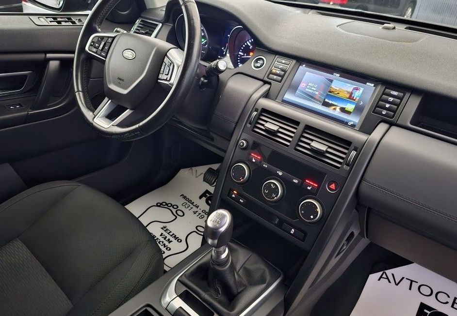 Zunanja slika - Land Rover Discovery Sport - 2.0TD4 HSE-KAMERA-NAVI-XENON-LED-TEMPOMAT - 13