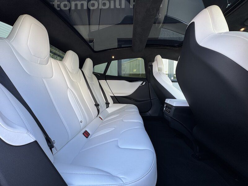 Zunanja slika - Tesla Model S - 75 AUT - 11