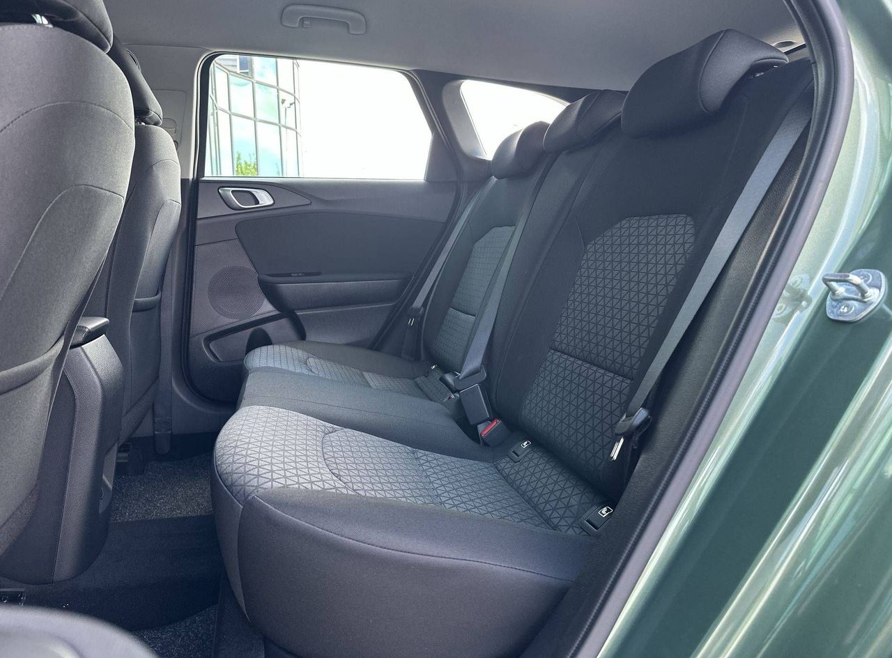 Zunanja slika - KIA Ceed - SW 1.5 T-GDi LX Champion+ ISG. MT... - 11