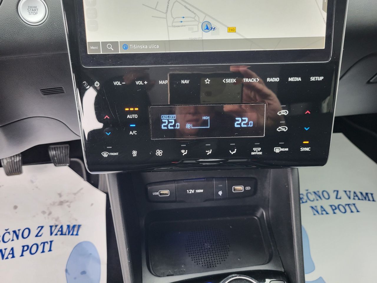 Zunanja slika - Hyundai Tucson - 1.6 CRDI Premium SLO-1last-servi-navi-acc-alu-kame - 15