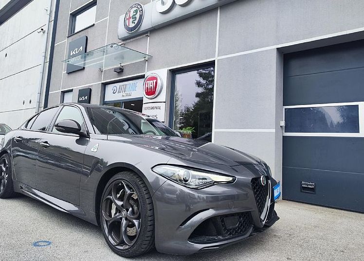 Zunanja slika - Alfa Romeo Giulia - 2.9 V6 Bi-Turbo 510 Quadrifoglio AT8 - 1