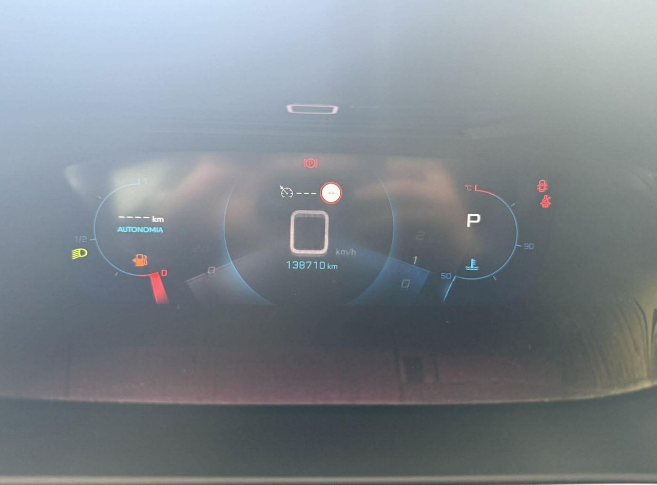 Zunanja slika - Peugeot 2008 - 1.5 BLUEHDI 130 ALLURE.KAMERA.LED.USNJE.NAVI.AUT. - 15