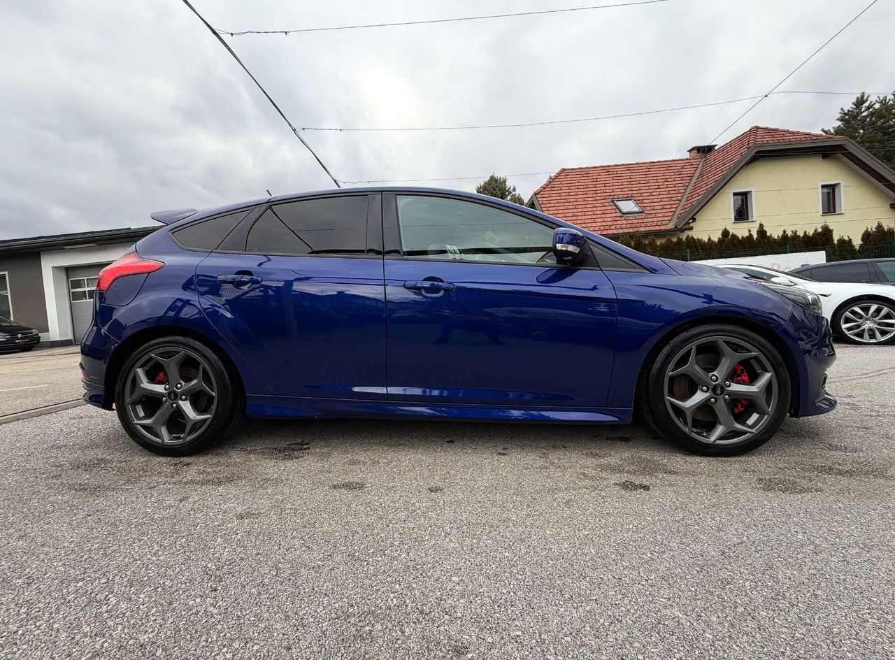 Zunanja slika - Ford Focus - ST-3 2.0 TDCi AUT. SLO 1.LASTNIK LED XENON RECARO - 5