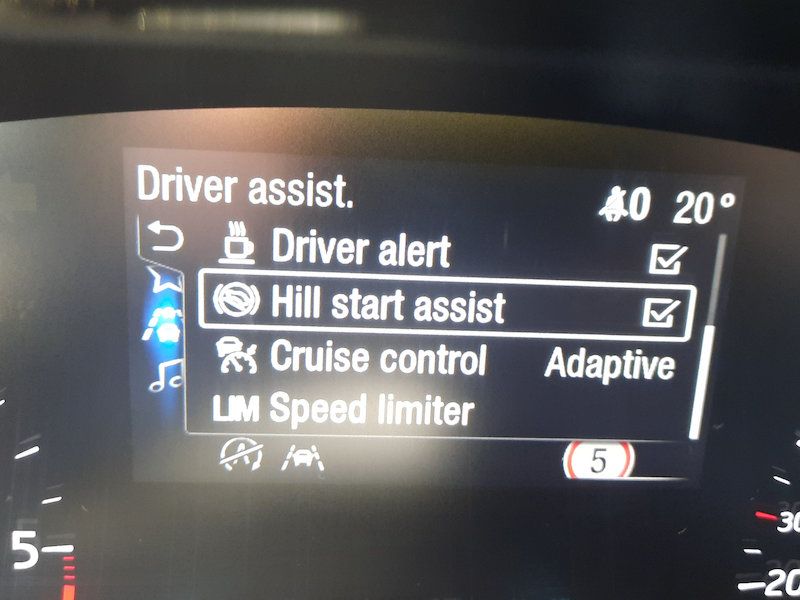 Zunanja slika - Ford Focus - Titanium 1.5 EcoBlue 120KM-RADAR-ZIMSKI PAKET - 15