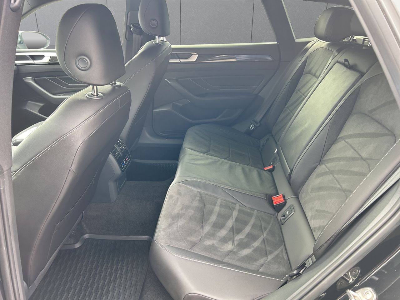 Zunanja slika - VW Arteon - 4motion 2,0 TDI R-Line DSG - 14