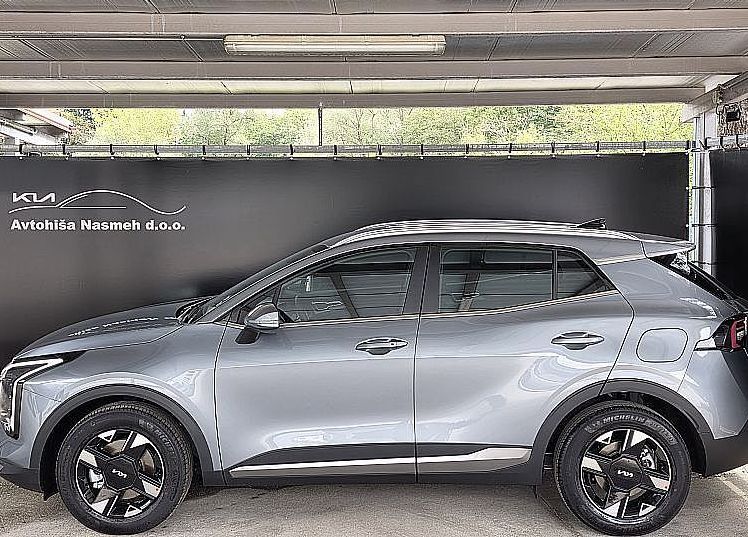 Zunanja slika - KIA Sportage - 1.6 T-GDi LX Fresh NAJVEČJA ZALOGA NA GORENJSKEM - 4