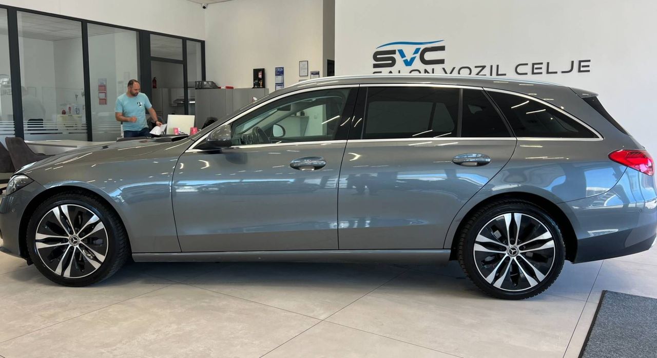 Zunanja slika - Mercedes-Benz C-Razred - C 220 d-LED-VIRTUAL-KAM-ACC-GRET-SED-AMBIENT-18C - 3