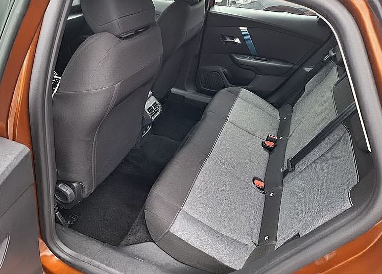 Zunanja slika - Citroën C4 - Električni 136KM - samo 62.000 km - PRIKAZAN DDV - 8