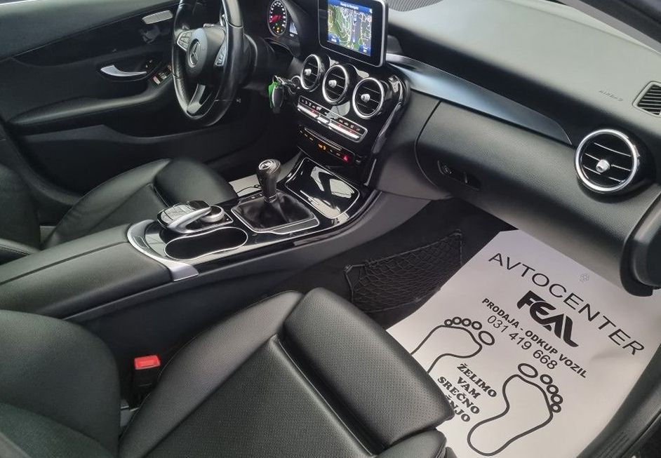 Zunanja slika - Mercedes-Benz C-Razred - C 200 CDI-AVNTGARDE SPORT-USNJE-NAVI-TEMPOMAT-... - 15