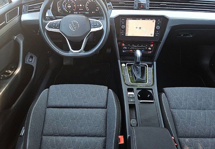 Zunanja slika - VW Passat - Variant 2.0 TDI 150ks DSG °1.LASTNIK° °VIRTUAL° °FULL-LED° - 9
