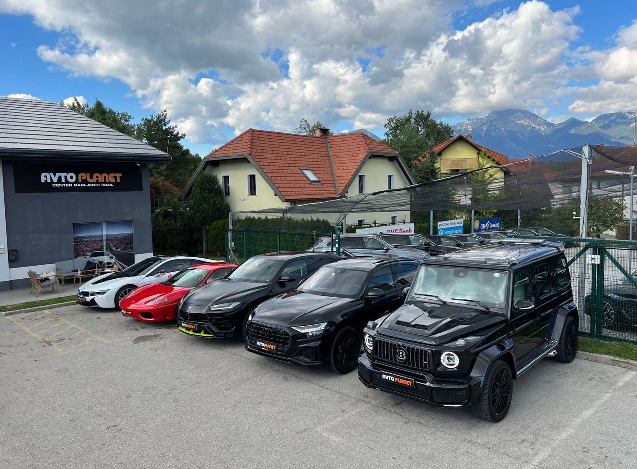 Zunanja slika - Toyota Yaris - 1.0 VVT-i  5VRAT SLO.VOZILO 2.LASTNICA KLIMA - 12