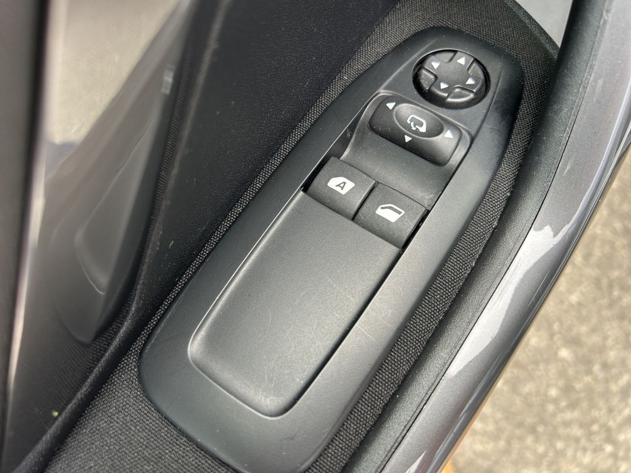 Zunanja slika - Peugeot 2008 - 1,2 PureTech 82 Style - 16