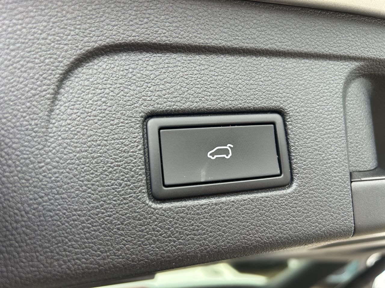 Zunanja slika - VW Touran - 2,0 TDI BMT Family DSG - 20