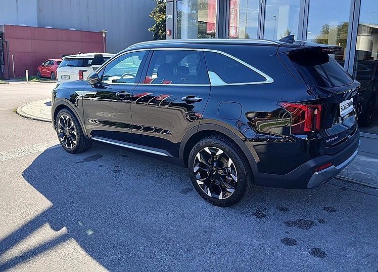 Zunanja slika - KIA Sorento - 2.2 TCi EX Limited AWD 8DCT 142kW zaloga AKCIJA 30 - 3