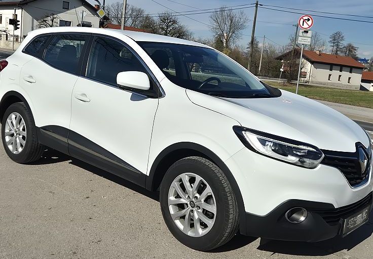 Zunanja slika - Renault Kadjar - LIFE Energy TCe 130 °PDC °KEYLESS °lepo ohranjen - 2