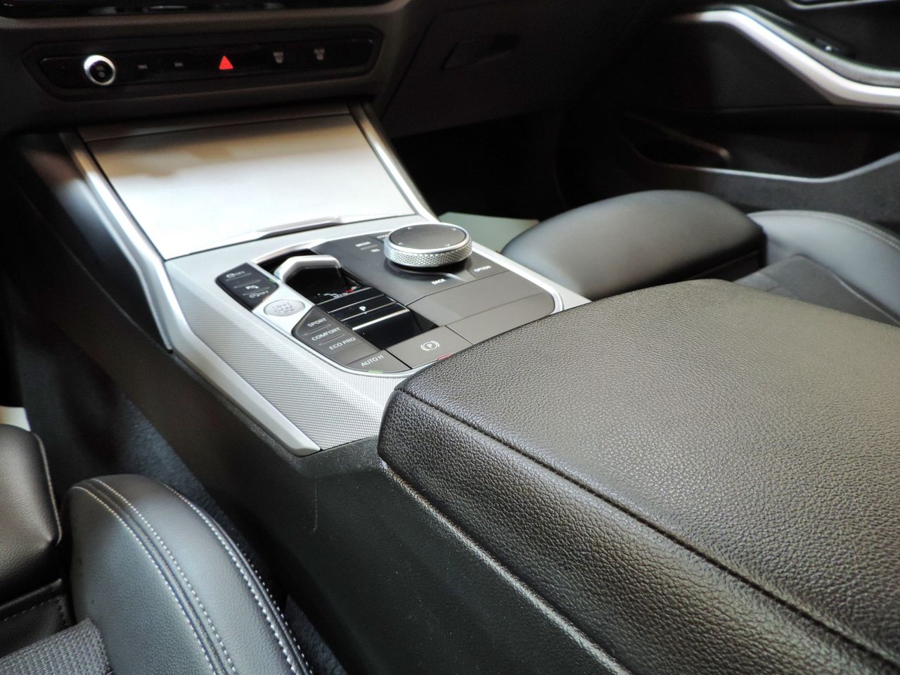 Zunanja slika - BMW Serija 3 - 2.0i Avt. NOVI MODEL-USNJE-KAMERA-LED-MRTVI KOT… - 15