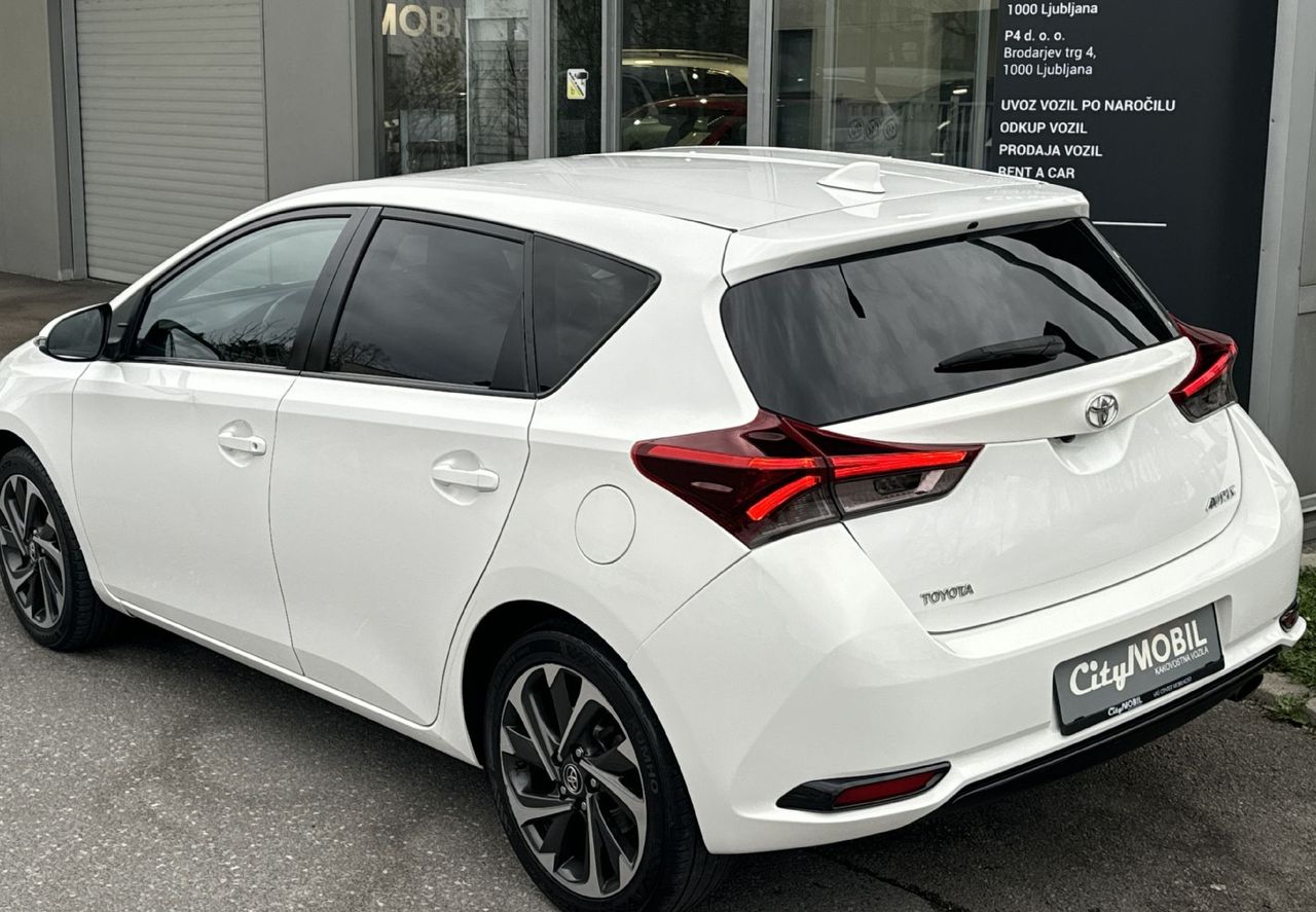 Zunanja slika - Toyota Auris - SLO-SPORT-KAMERA-TEMPOMAT-2xKLIMA-12 MESEČNO JAM. - 5
