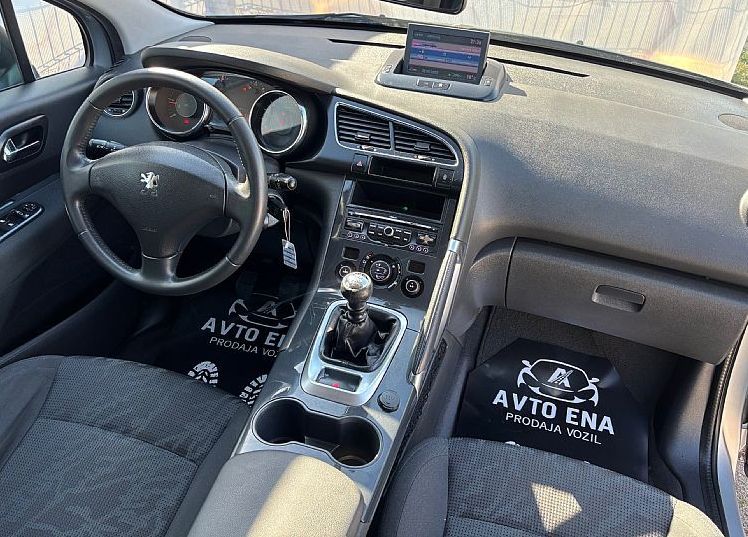 Zunanja slika - Peugeot 3008 - 1.6 HDI - 17COL - NAVI - KLIMA - TEMP - 10