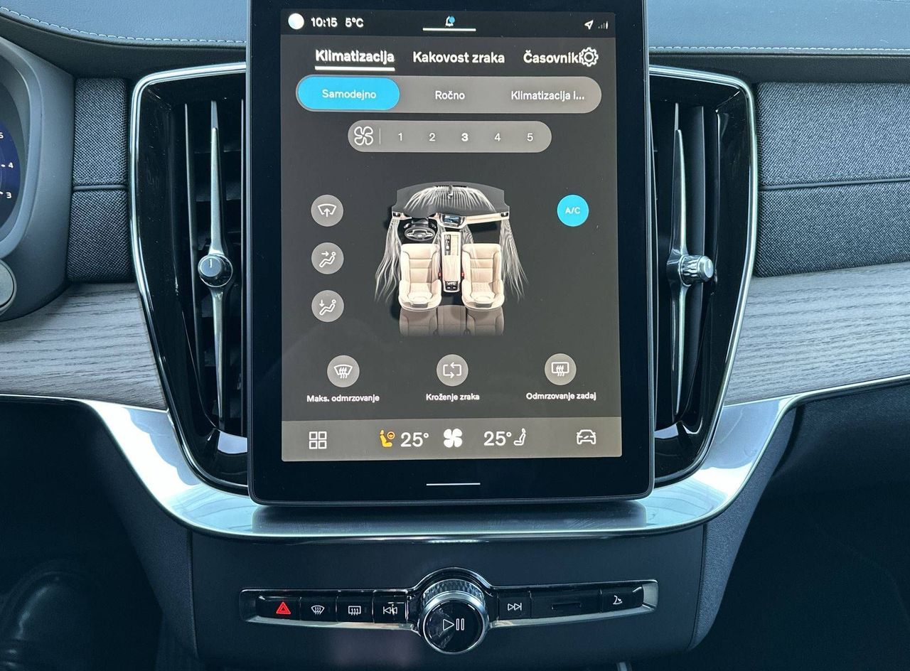 Zunanja slika - Volvo XC90 - B5 AWD Mild hybrid P Plus Bright 7s. 3 leta gar. - 18