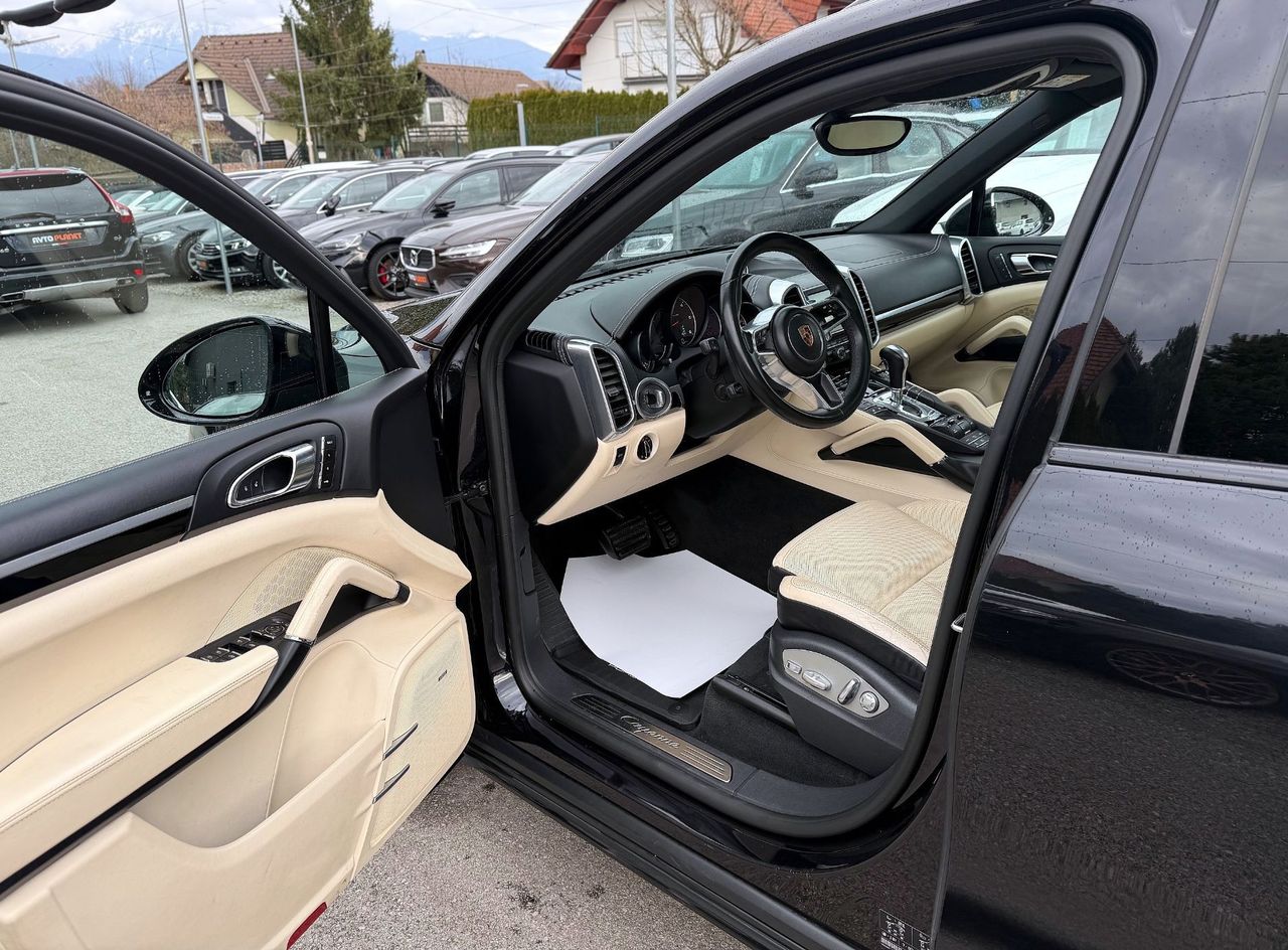 Zunanja slika - Porsche Cayenne - DIESEL 3.0 SLO CHRONO FULL LED ACC PANO ALU21 - 14