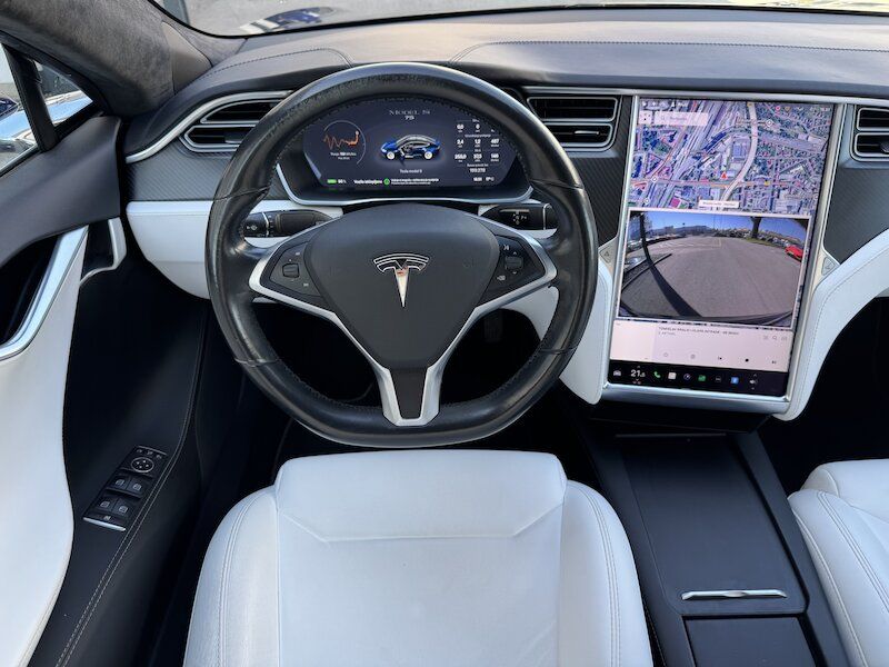 Zunanja slika - Tesla Model S - 75 AUT - 14