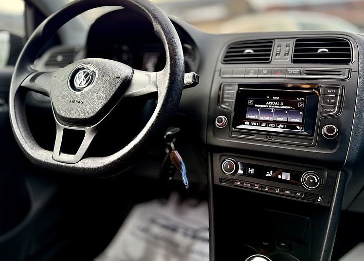 Zunanja slika - VW Polo - 1.4 TDI Trendline 55  75 - 9