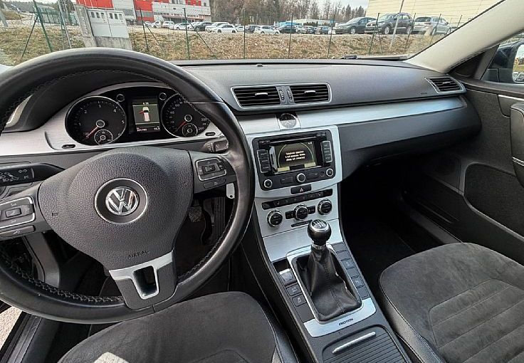 Zunanja slika - VW Passat - Variant 2.0 TDI 4M BlueM.Tech. Highline 103kW - 10