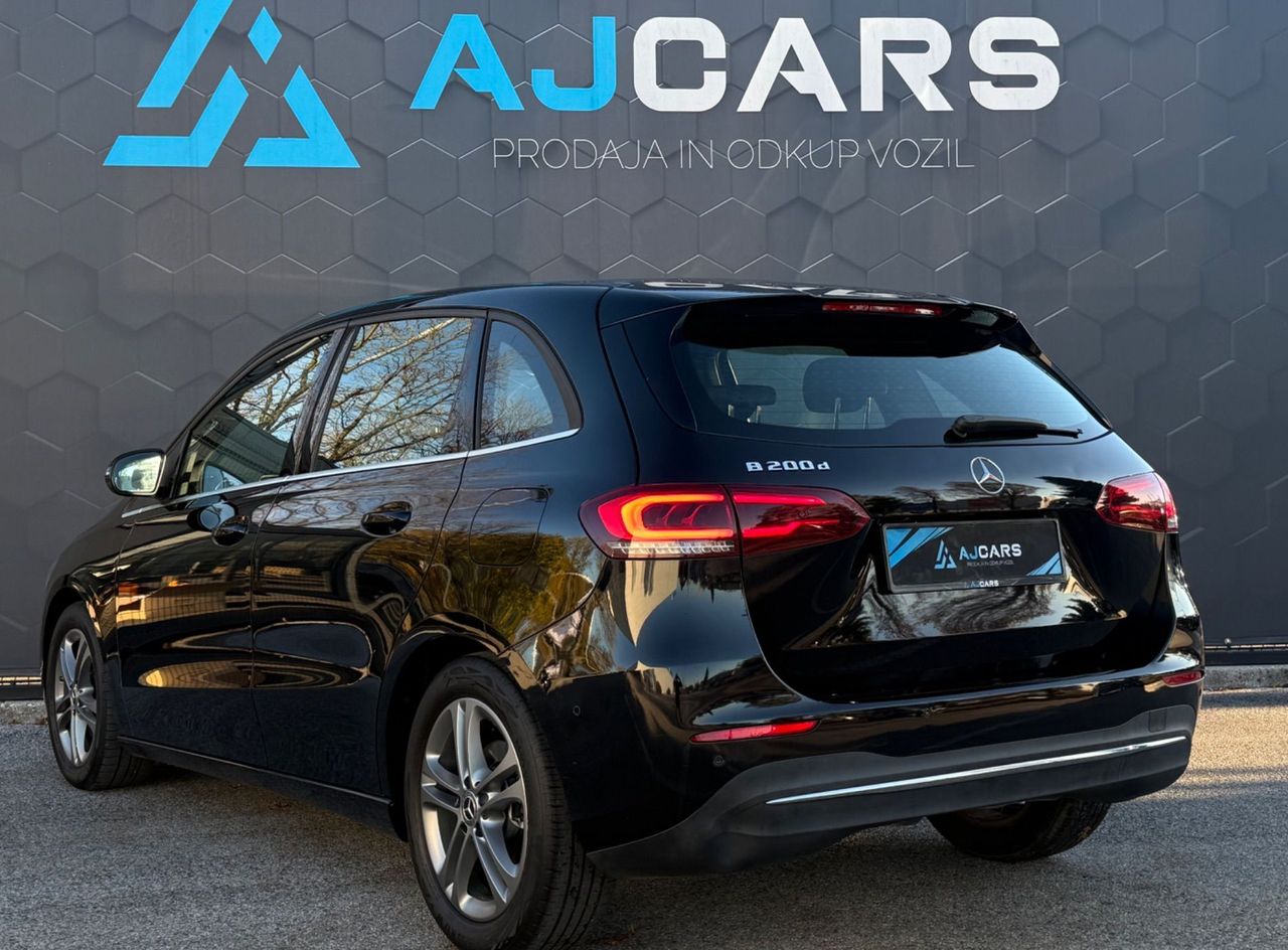 Zunanja slika - Mercedes-Benz B-Razred - B 200 d-Usnje-Ful led-Kamera-Widescreen-F1... - 5