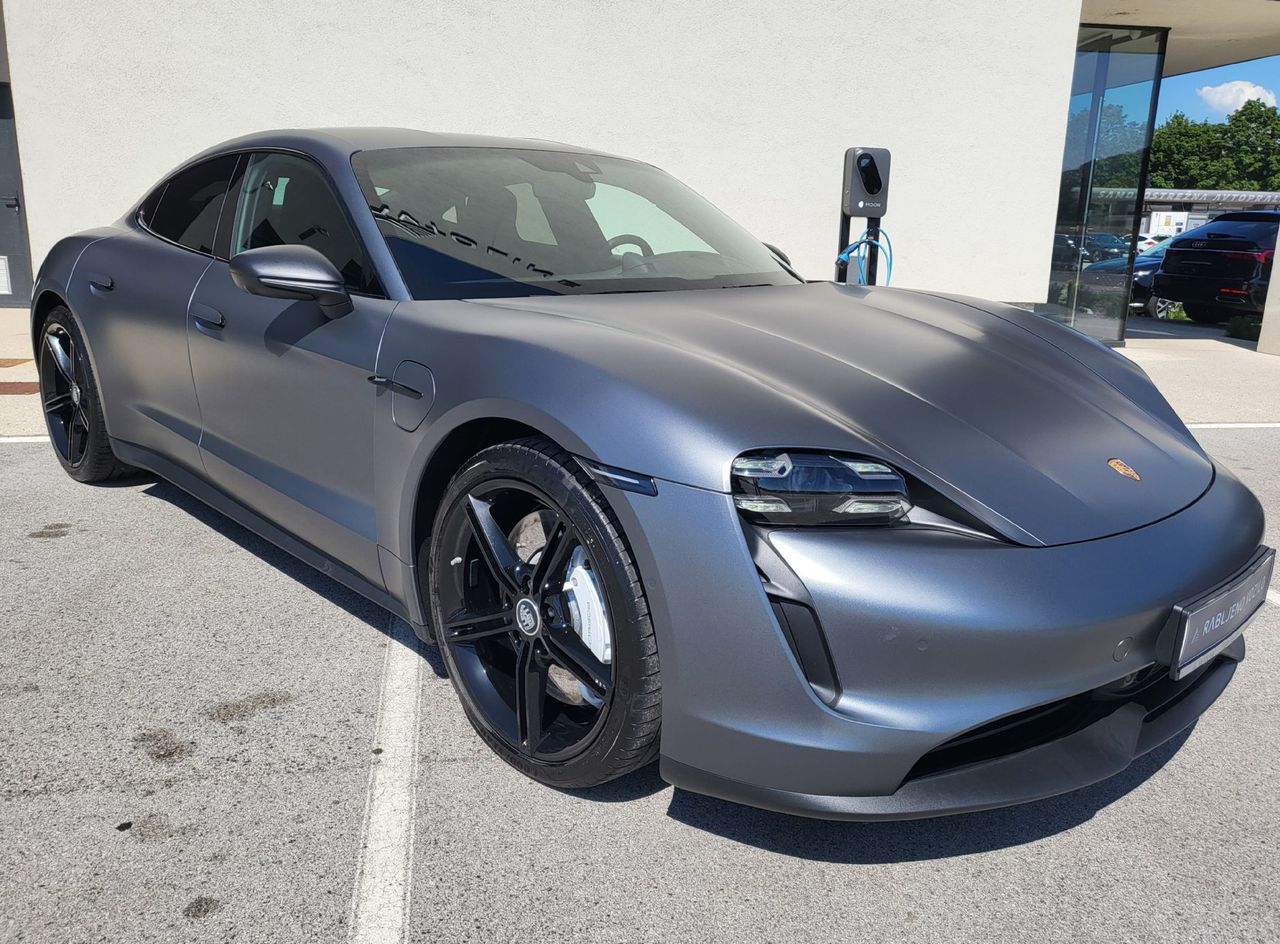 Zunanja slika - Porsche Taycan - 4S PERFORMANCE HLAJ SED KEYLESS KAM BOSE - 2