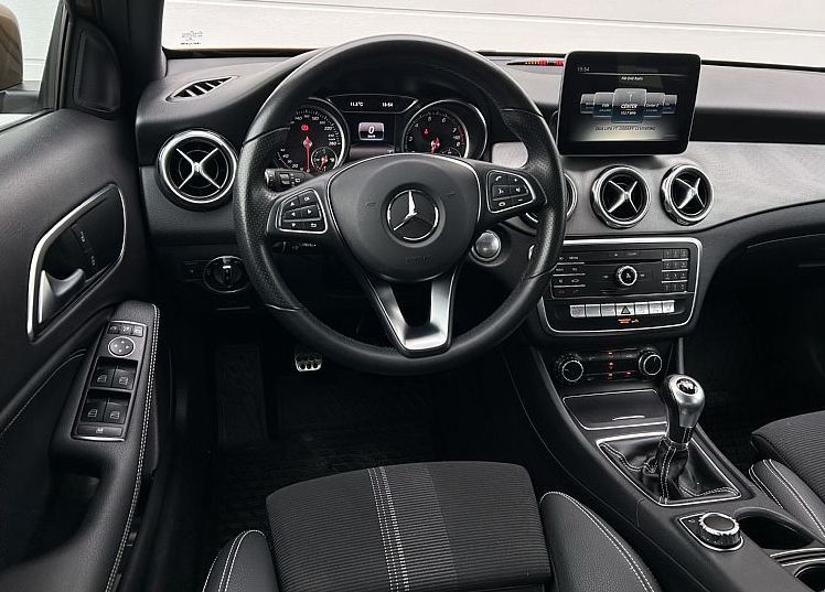 Zunanja slika - Mercedes-Benz GLA-Razred - GLA 180-LED-NAVI-PDC-KAMERA-ALU - 7