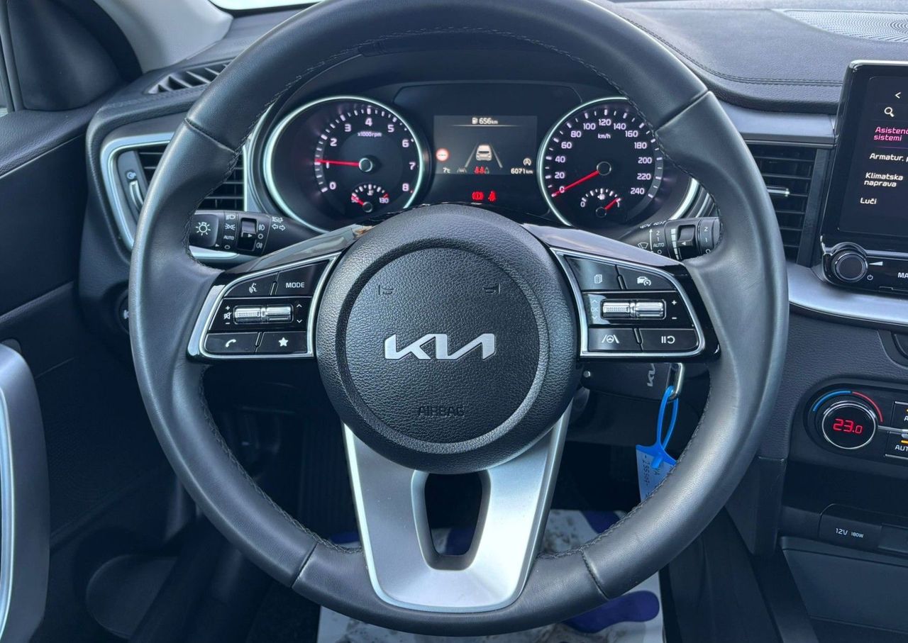 Zunanja slika - KIA Ceed - 1.0 T-GDi LX Champion+ KAMERA-TEMPOMAT-DAB+ - 10