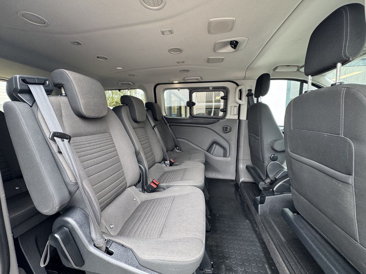 Zunanja slika - Ford Tourneo Custom - LIMITED 2.0TDCI 170KM L2H1 - SLOVENSKO POREKLO - 12