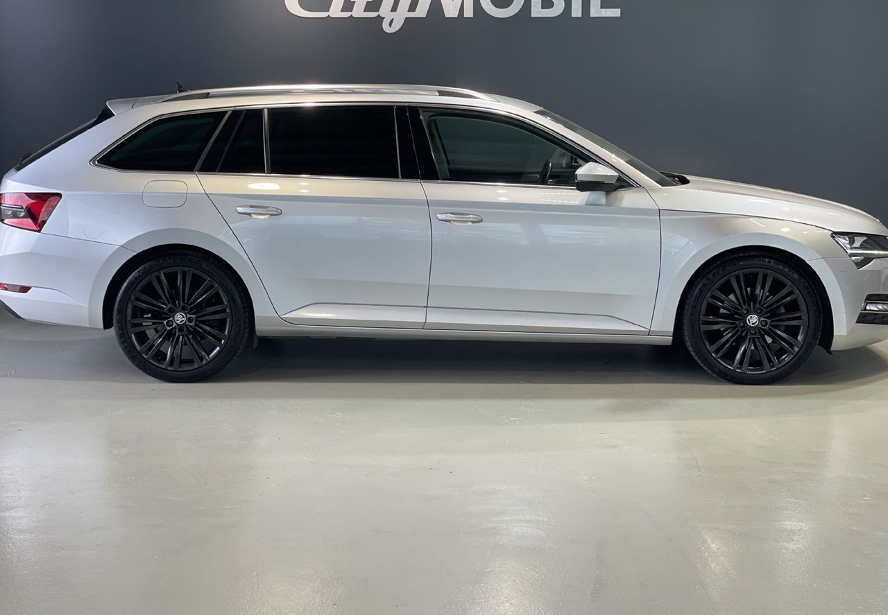 Zunanja slika - Škoda Superb - SLO-NAVIGACIJA-VIRTUAL-MEMORY-RADAR-ALU19-KAMERA - 4
