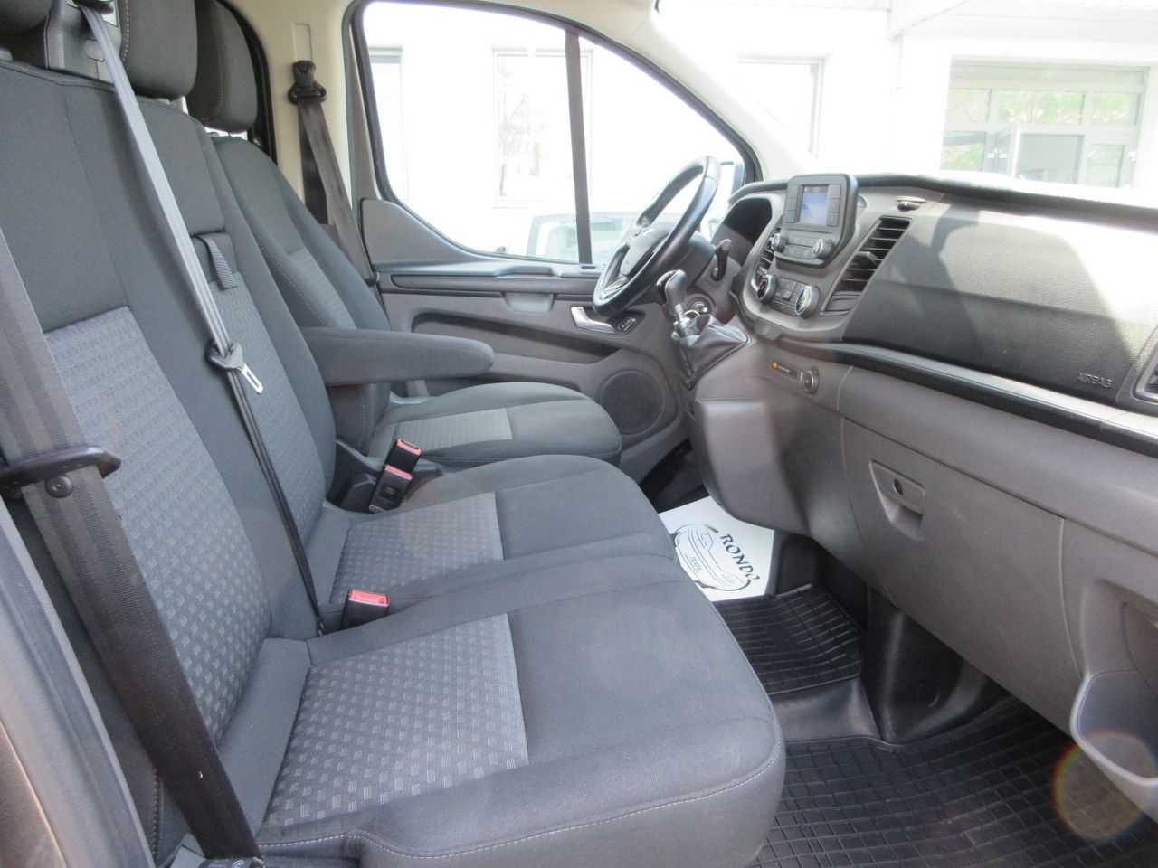 Zunanja slika - Ford E-Transit Custom - Transit 2.0 TDCi 170KM L2 8+1 - le 97.000km - na OBROKE - 6
